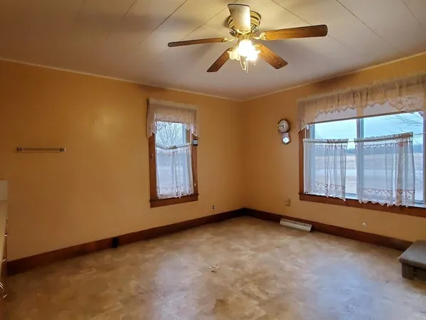 $399,900 | E9542 County Rd I, Clintonville, WI 54929