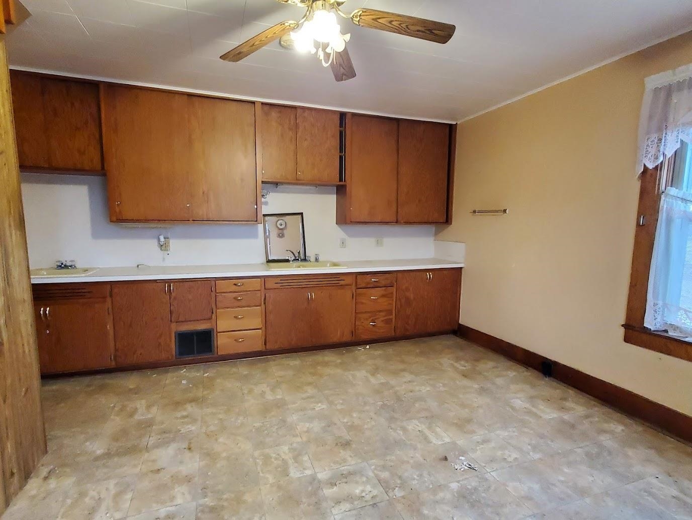 E9542 County Rd I Clintonville, WI 54929 - Photo 17 of 43