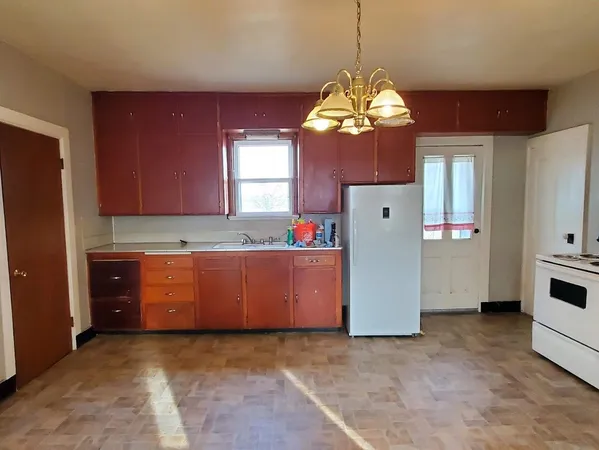$399,900 | E9542 County Rd I, Clintonville, WI 54929