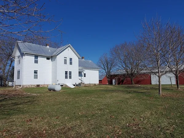 $399,900 | E9542 County Rd I, Clintonville, WI 54929