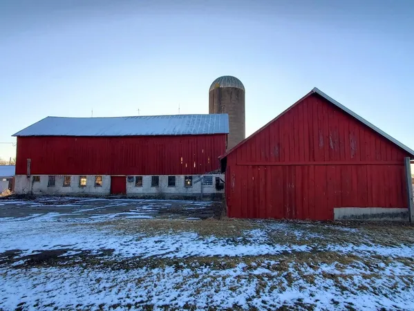 $399,900 | E9542 County Rd I, Clintonville, WI 54929