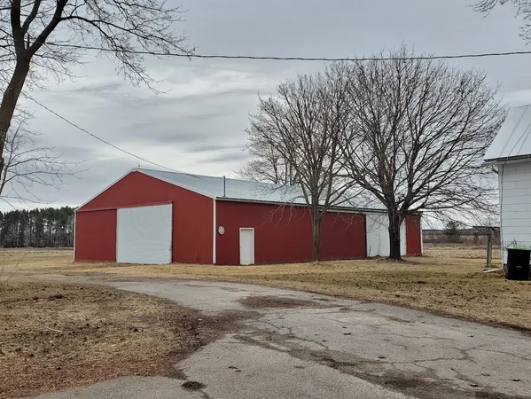 $399,900 | E9542 County Rd I, Clintonville, WI 54929