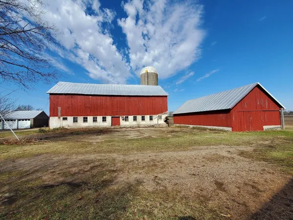 $399,900 | E9542 County Rd I, Clintonville, WI 54929