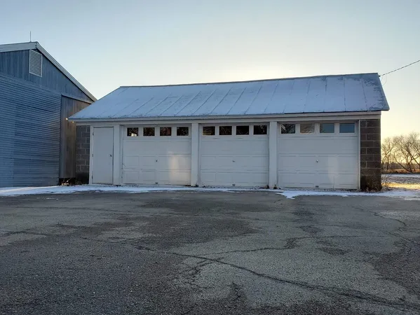 $399,900 | E9542 County Rd I, Clintonville, WI 54929