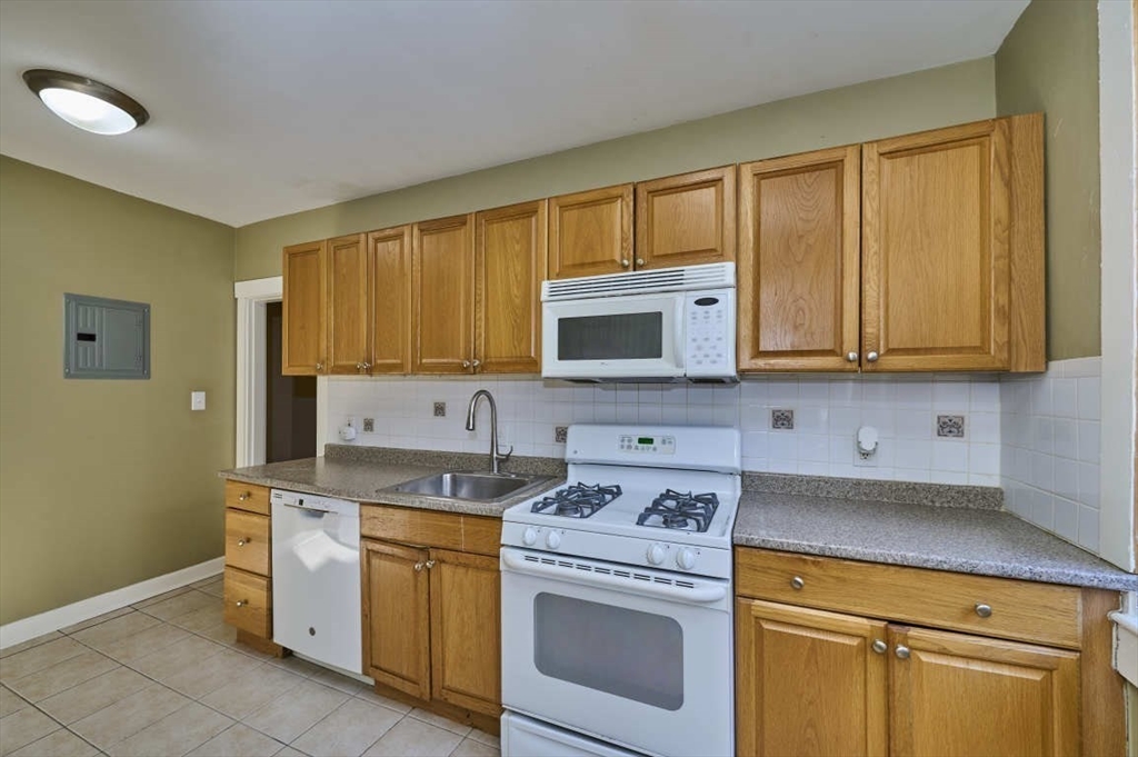 26 Chiswick Road, Unit 14 Boston, MA 02135 - Photo 5 of 16 Gallery Image 5