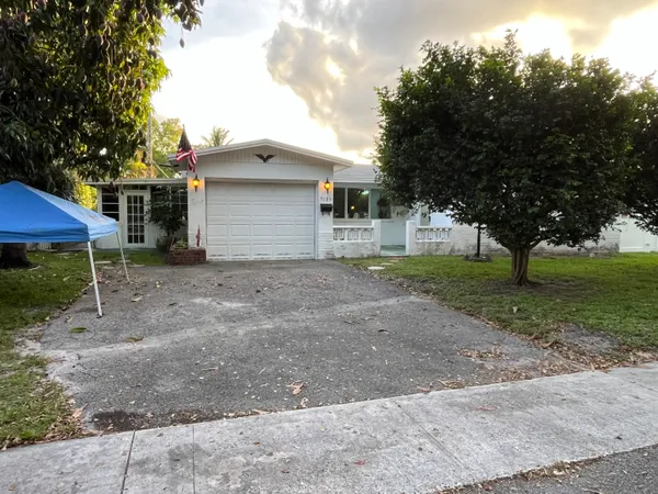 $505,000 | 5105 Southwest 92nd Avenue, Cooper City, FL 33328