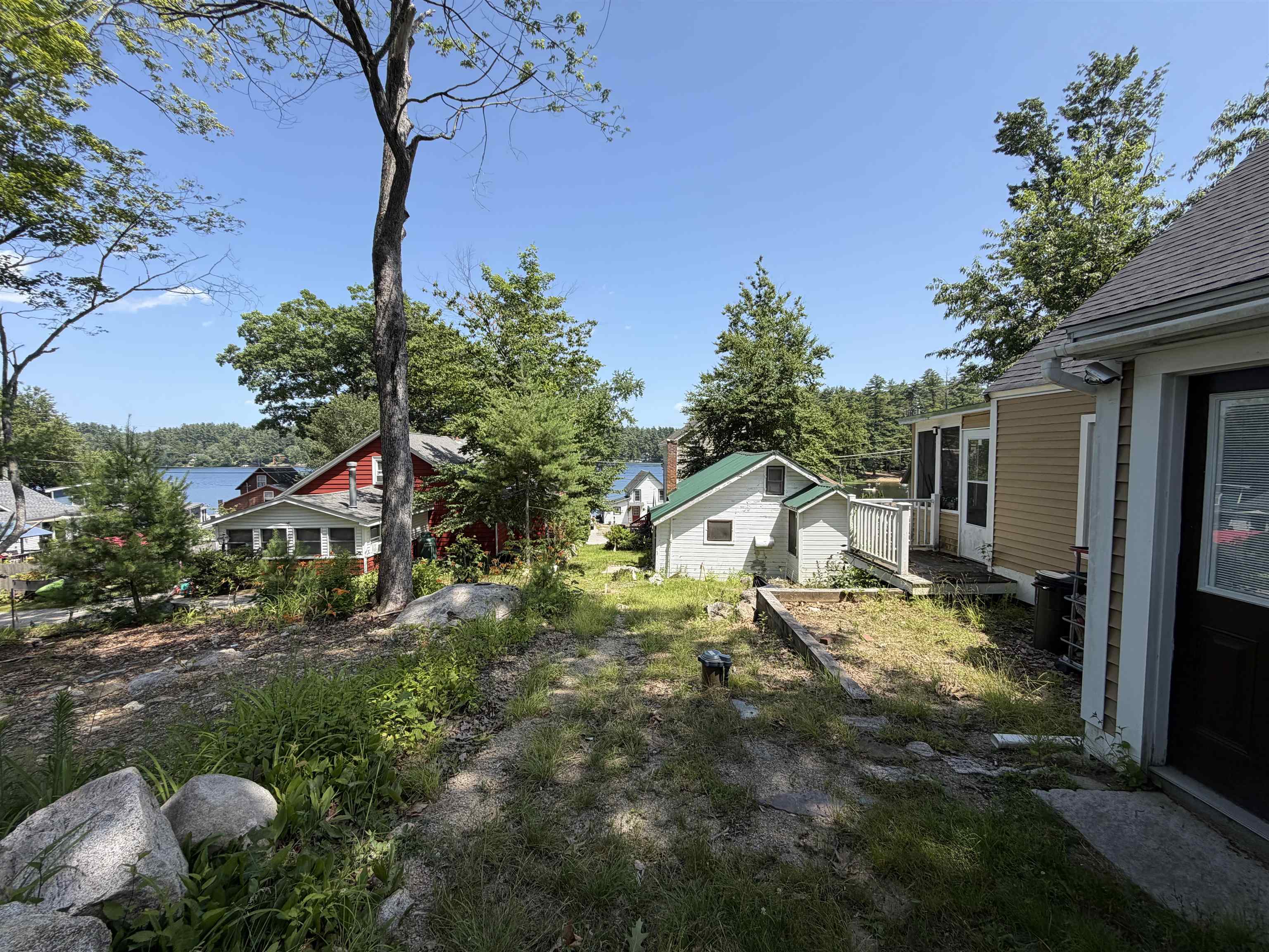 6 Milford Street Amherst, NH 03031 - Photo 11 of 12