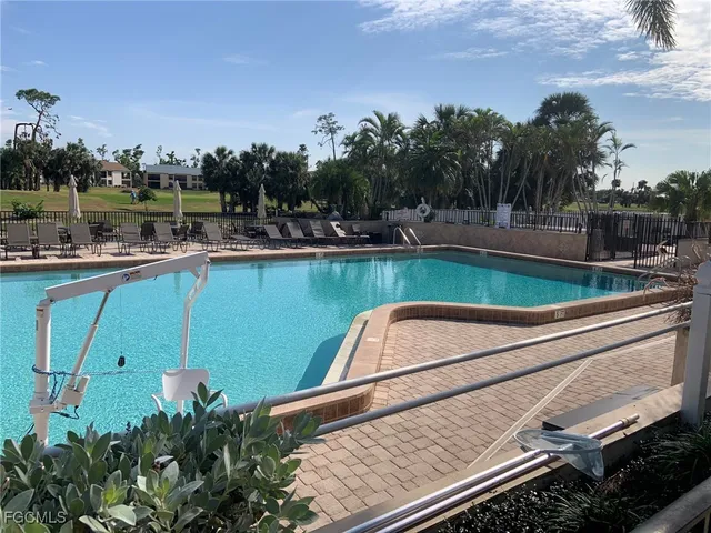 $1,500 | 17160 Hawks Nest, Unit 9, Fort Myers, FL 33908