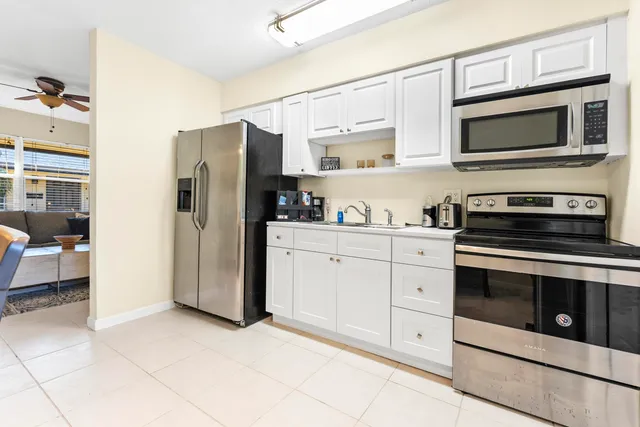 $2,500 | 630 Allen Avenue, Unit B, Delray Beach, FL 33483