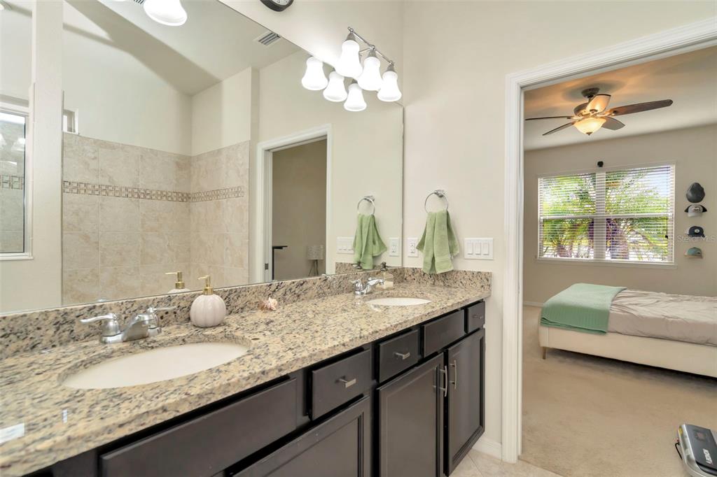16340 Treasure Point Drive Wimauma, FL 33598 - Photo 16 of 50