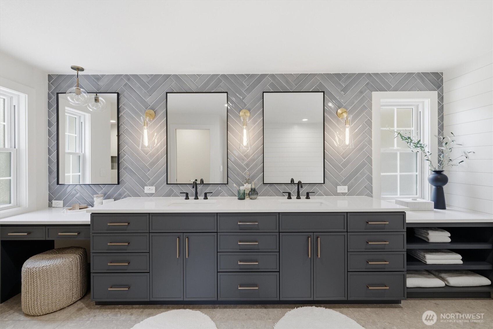 18124 Riviera Place Southwest Normandy Park, WA 98166 - Photo 30 of 40