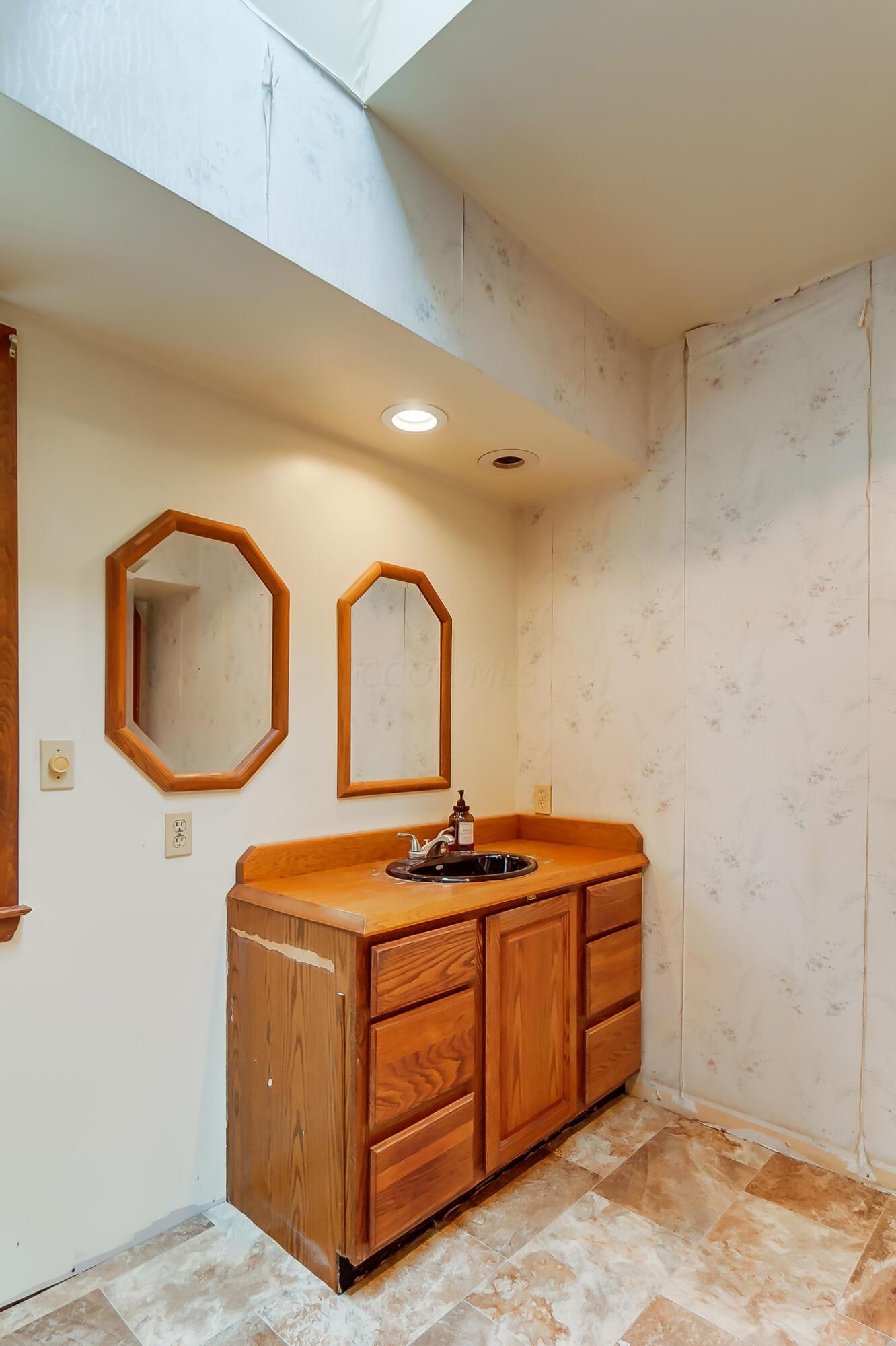 5937 South Old State Road Lewis Center, OH 43035 - Photo 47 of 116 051