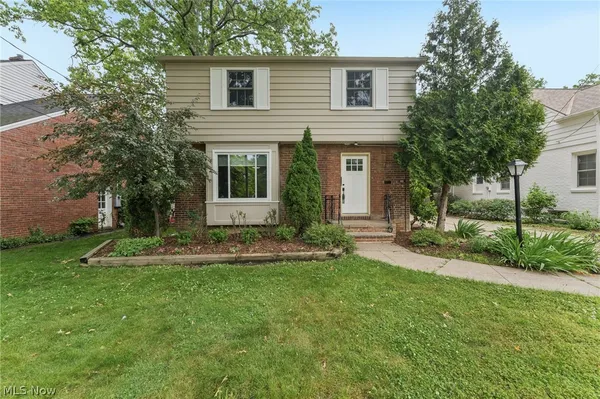 $429,900 | 1141 Bates Road, Rocky River, OH 44116