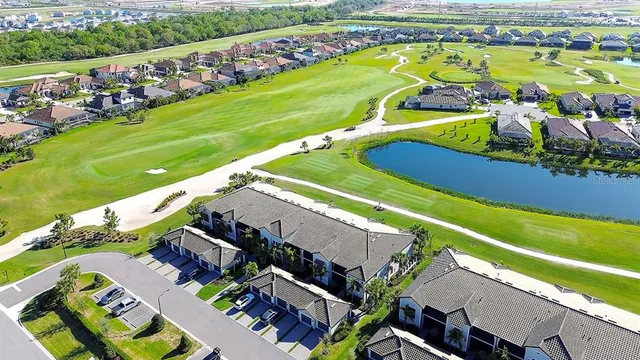 $427,400 | 5685 Palmer Circle, Unit 202, Bradenton, FL 34211