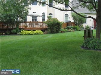 18 Tower Road Broomall, PA 19008 - Photo 10 of 12 Exterior Back