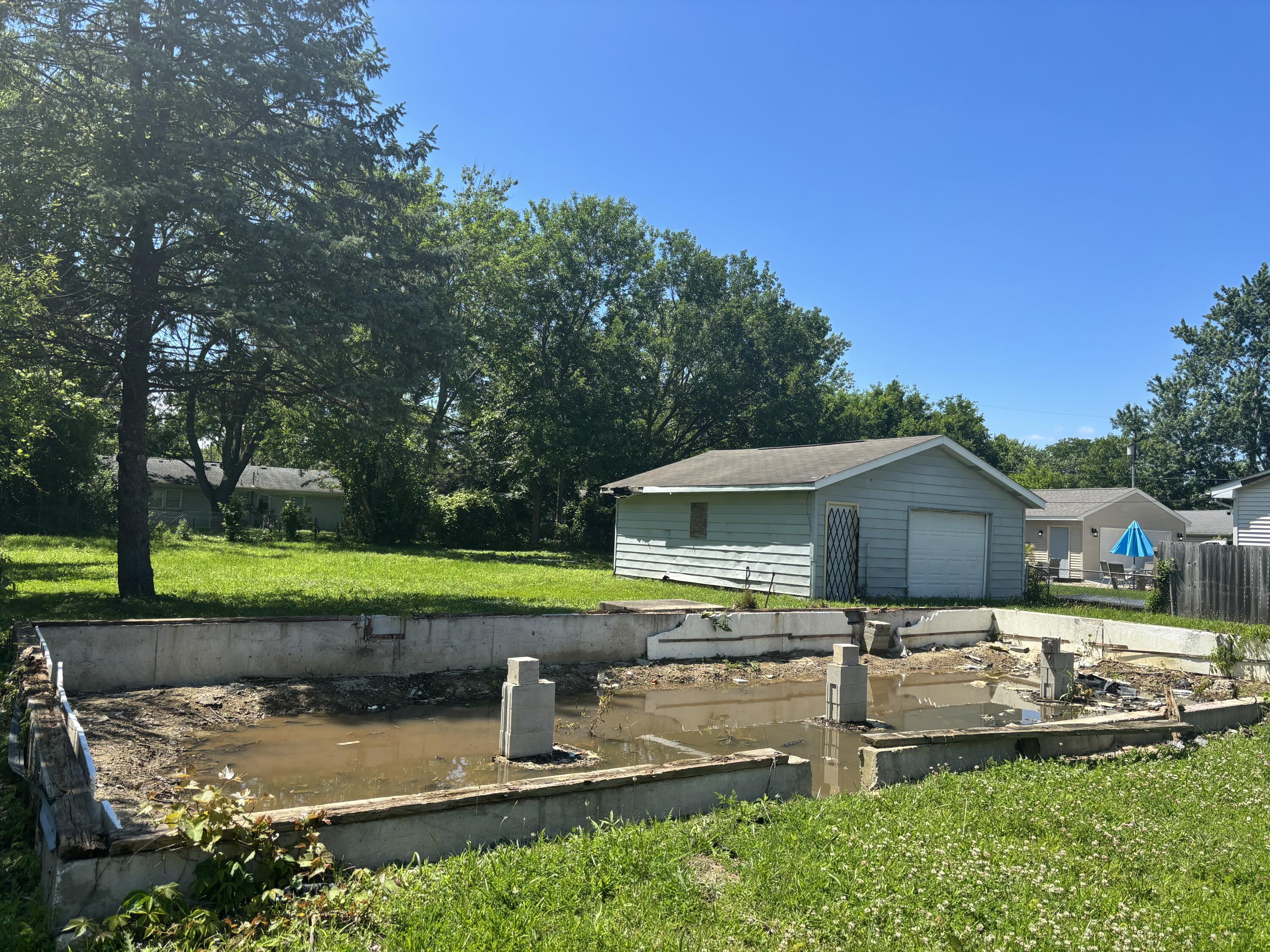 764 Acadia Road Valparaiso, IN 46385 - Photo 2 of 16 3000x2250