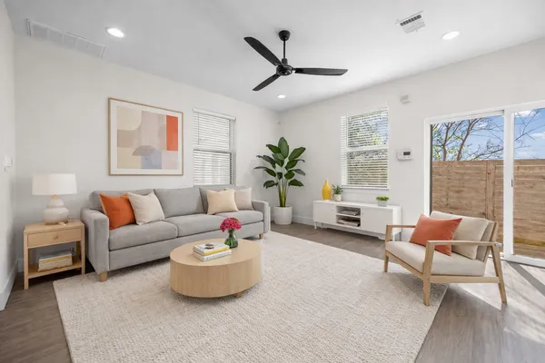 $339,000 | 7312 East Ben White Boulevard, Unit 10, Austin, TX 78741