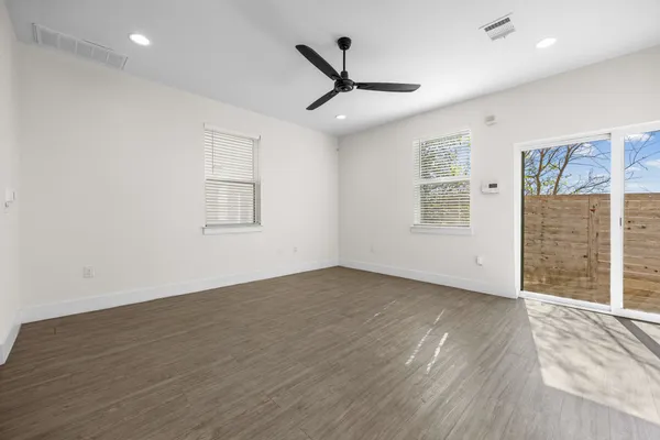 $339,000 | 7312 East Ben White Boulevard, Unit 10, Austin, TX 78741