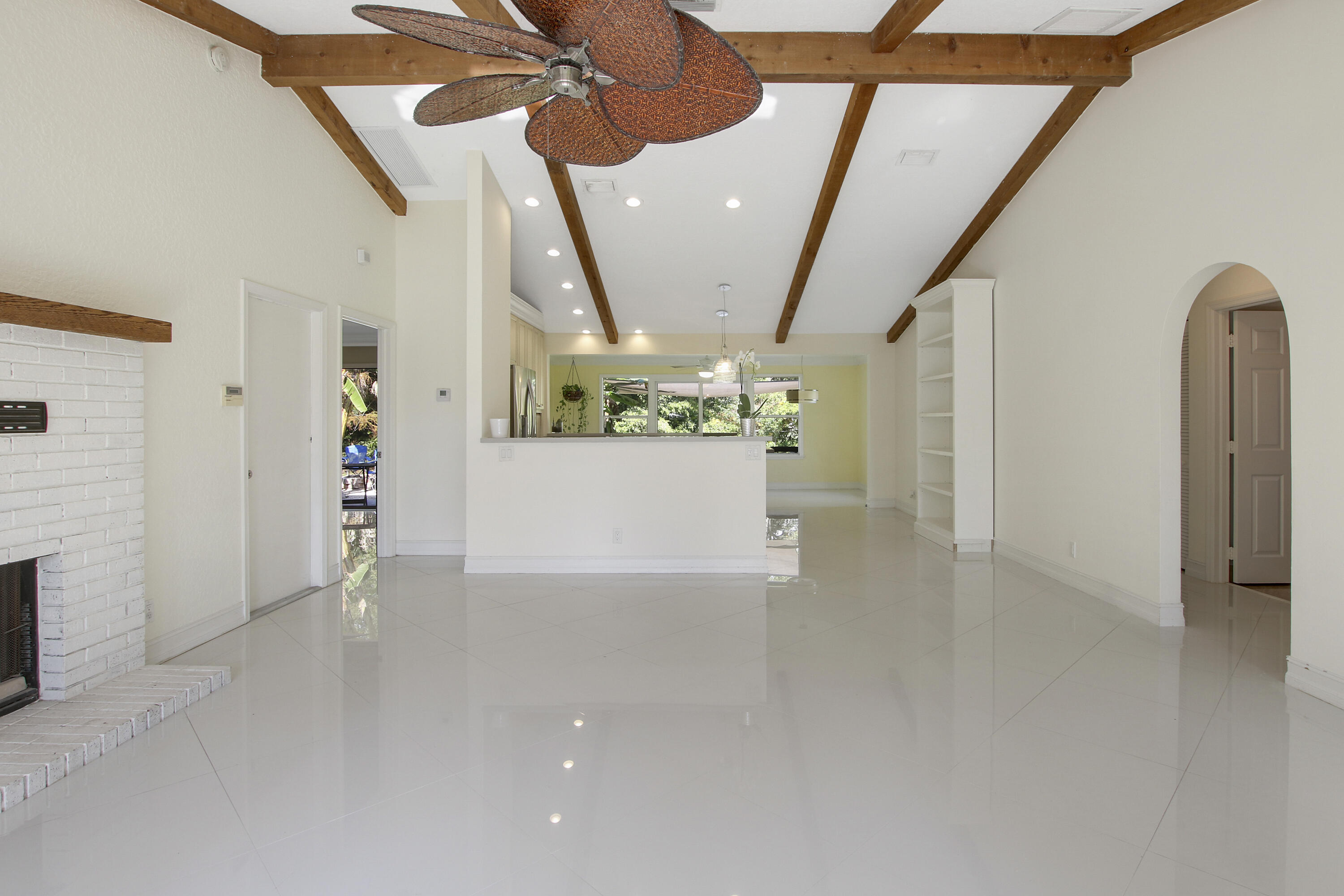 13431 153rd Road North Jupiter, FL 33478 - Photo 6 of 44 a view of a interior of the house