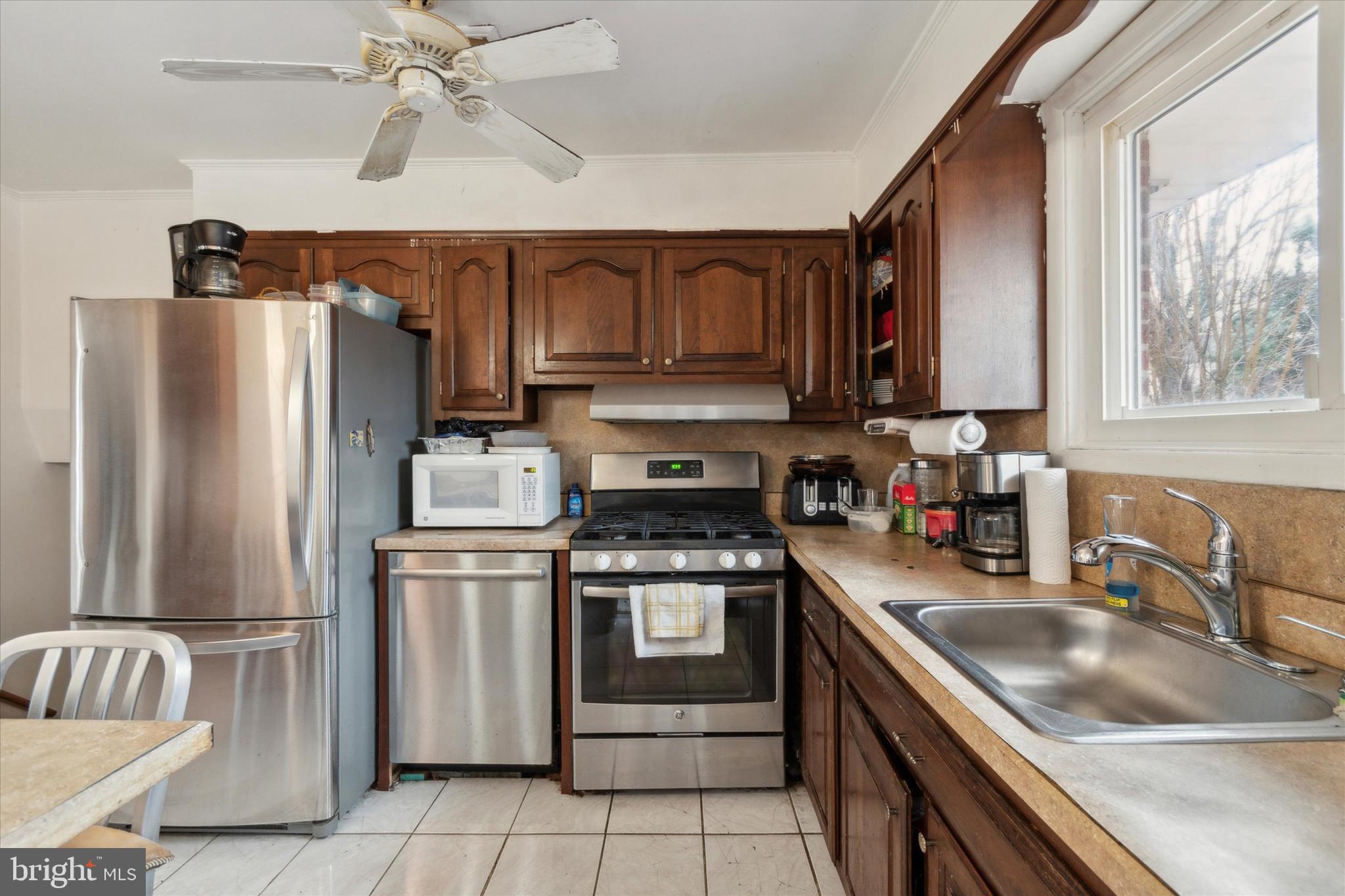48 Rose Lane Lansdowne, PA 19050 - Photo 5 of 15 Kitchen