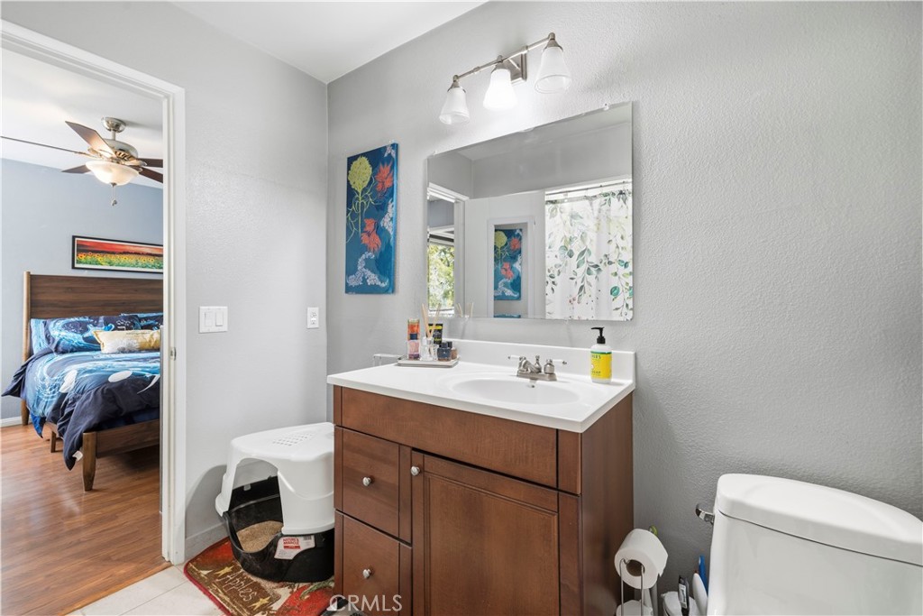 24835 Apple Street, Unit F Newhall, CA 91321 - Photo 27 of 39