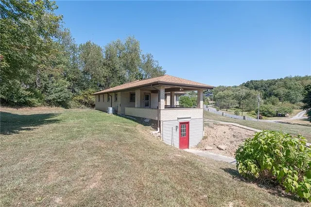 $399,900 | 204 Marburger Road, Evans City, PA 16033