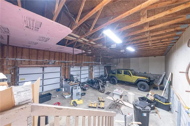 $399,900 | 204 Marburger Road, Evans City, PA 16033