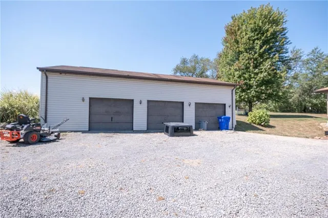 $399,900 | 204 Marburger Road, Evans City, PA 16033