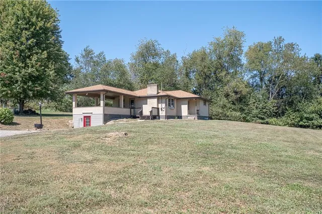 $399,900 | 204 Marburger Road, Evans City, PA 16033