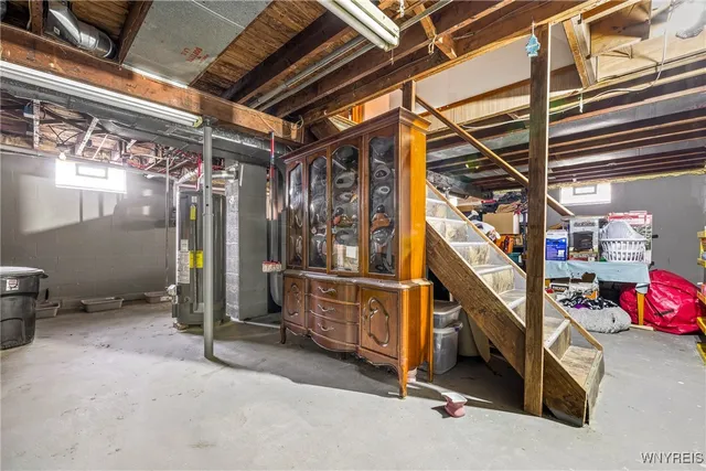 $279,900 | 1140 Greenfield Drive, Alden, NY 14004