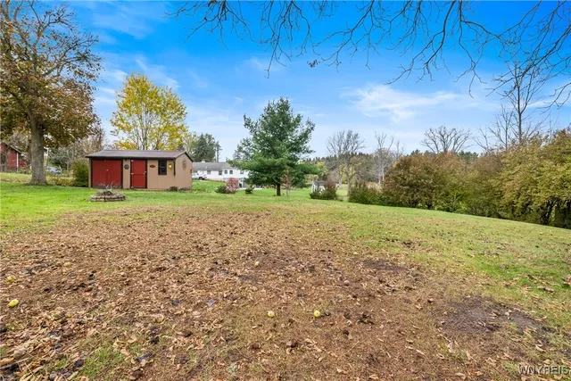 $279,900 | 1140 Greenfield Drive, Alden, NY 14004