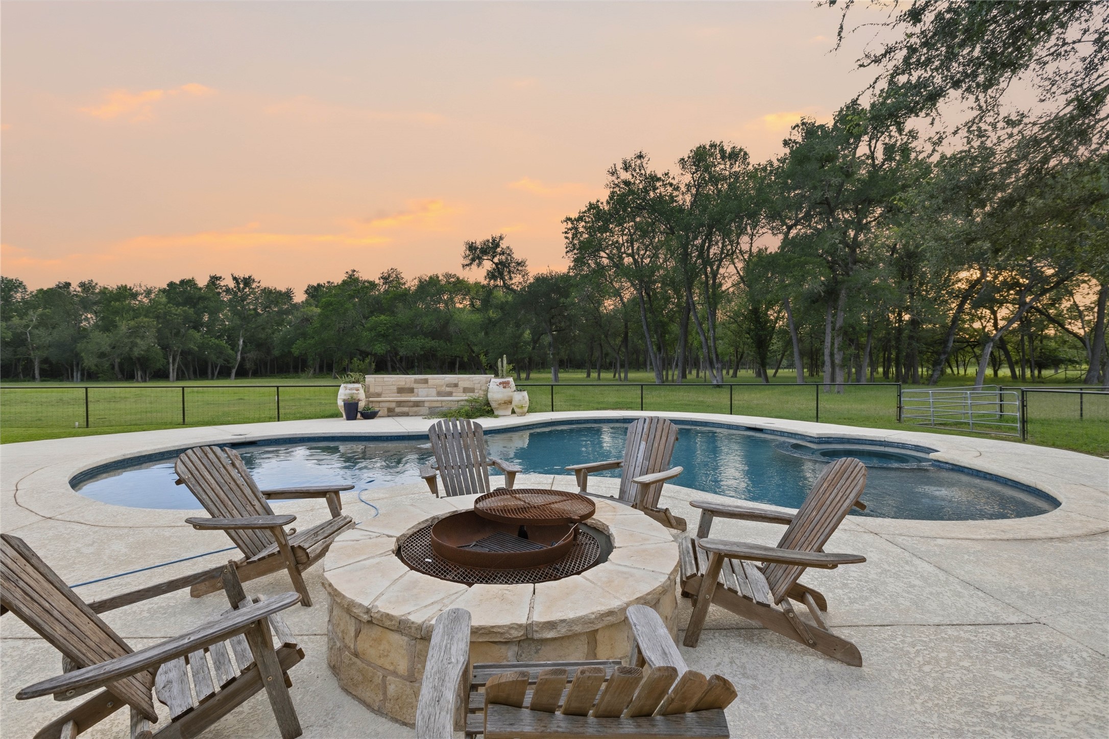 4140 County Road 467 Elgin, TX 78621 - Photo 17 of 40