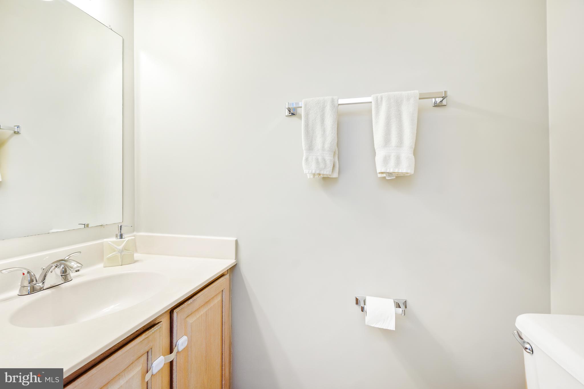 11230 Watermill Lane Silver Spring, MD 20902 - Photo 15 of 35