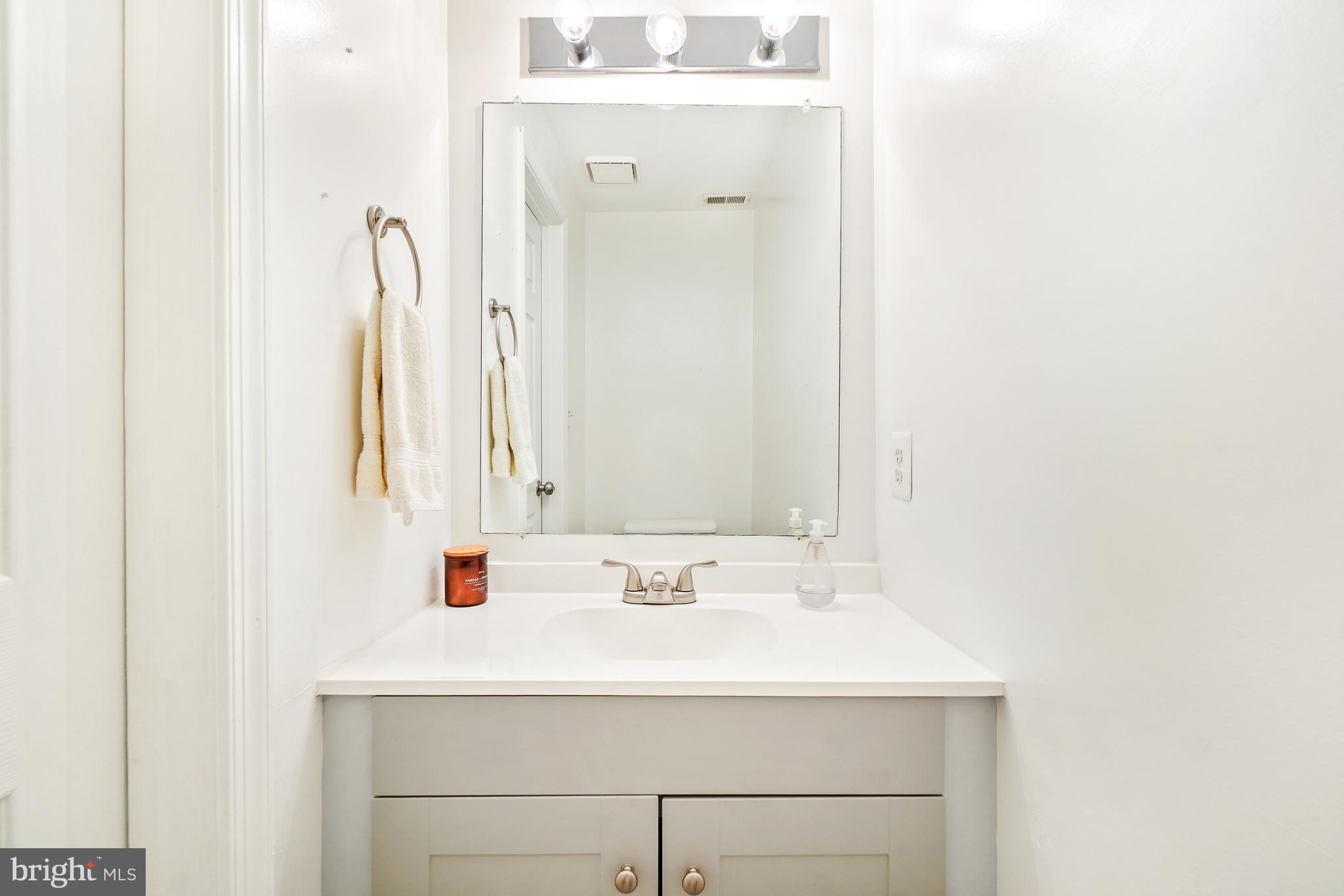 11230 Watermill Lane Silver Spring, MD 20902 - Photo 28 of 35