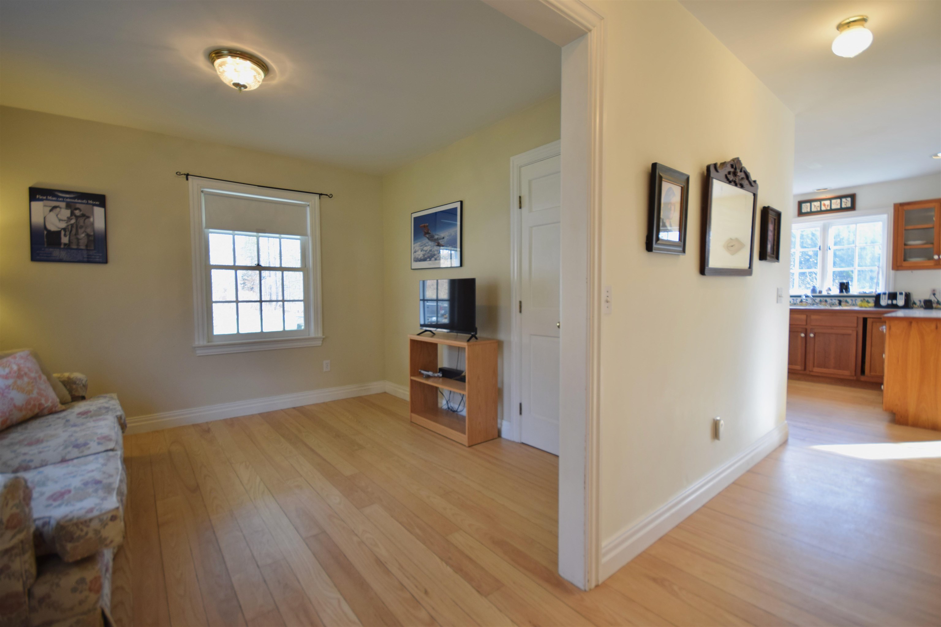806 Robert Young Road Starksboro, VT 05487 - Photo 8 of 43