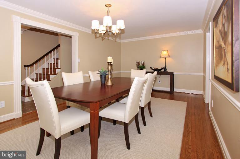 2431 Albot Road Reston, VA 20191 - Photo 17 of 30 Dining Room