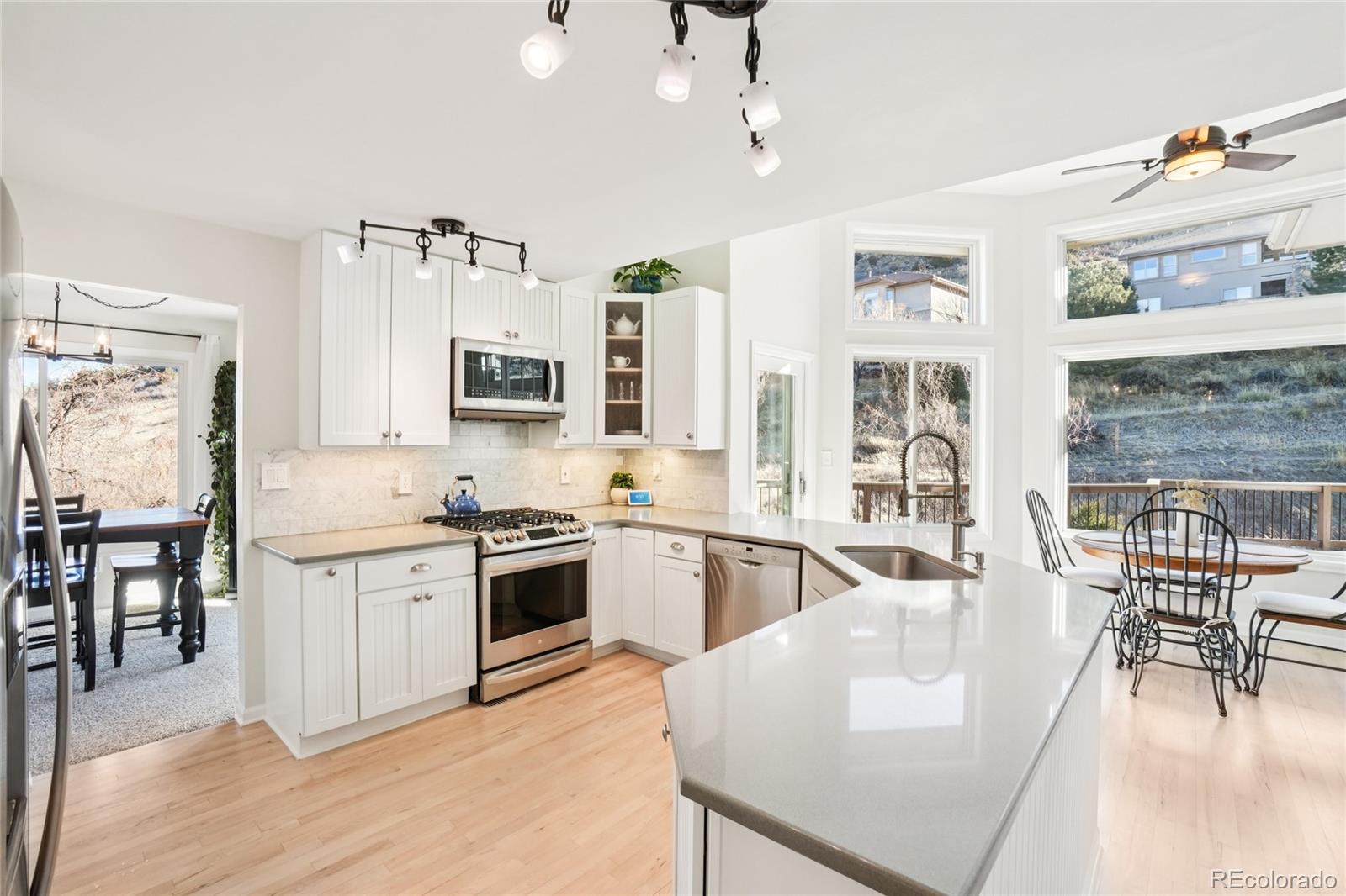 7084 Fox Paw Trail Littleton, CO 80125 - Photo 13 of 47