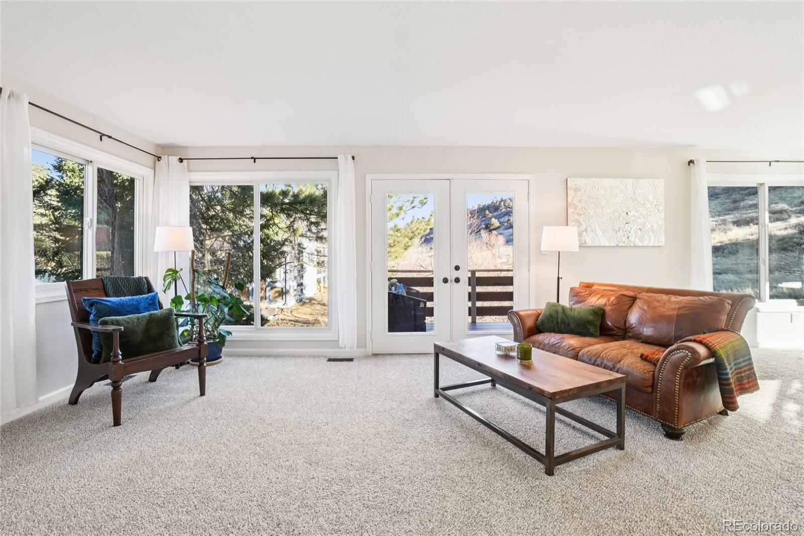 7084 Fox Paw Trail Littleton, CO 80125 - Photo 5 of 47