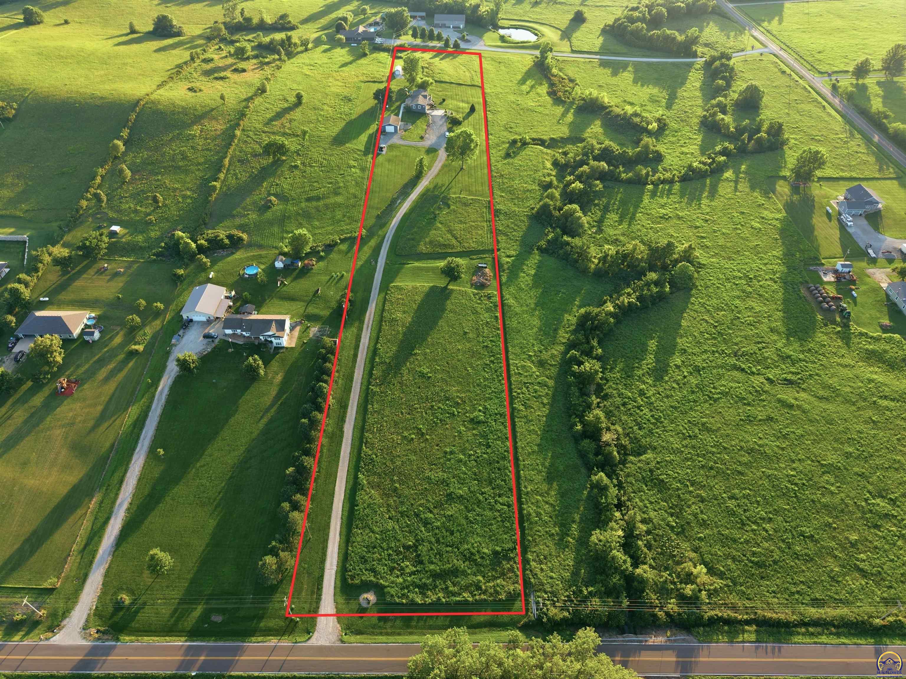 6449 Northwest Humphrey Road Topeka, KS 66618 - Photo 2 of 47