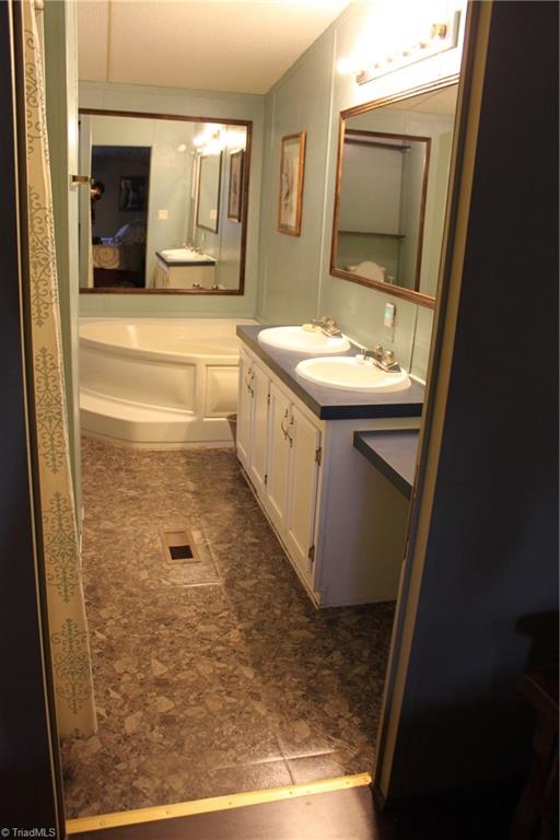182 Monarch Road Summerfield, NC 27358 - Photo 13 of 17 Gallery Image 13