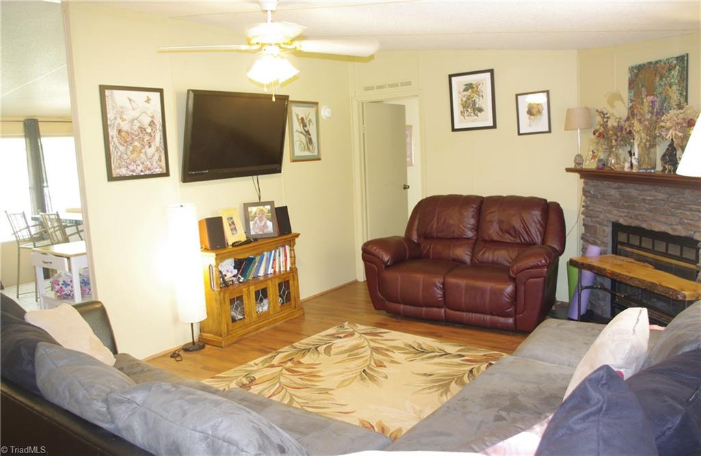 182 Monarch Road Summerfield, NC 27358 - Photo 3 of 17 Gallery Image 3