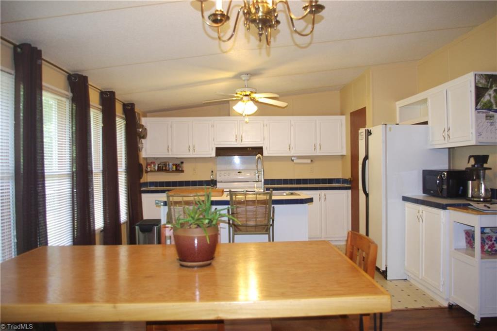 182 Monarch Road Summerfield, NC 27358 - Photo 9 of 17 Gallery Image 9