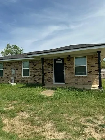 $219,000 | 1140 North Mayhill Road, Denton, TX 76208