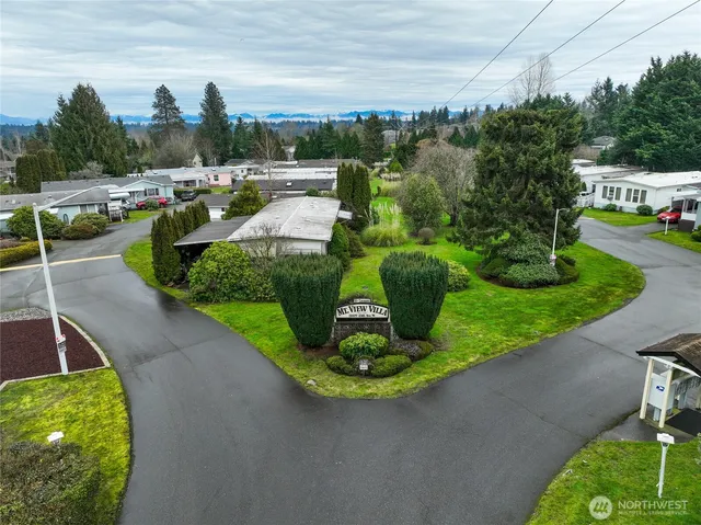 a view of a garden with a fountain