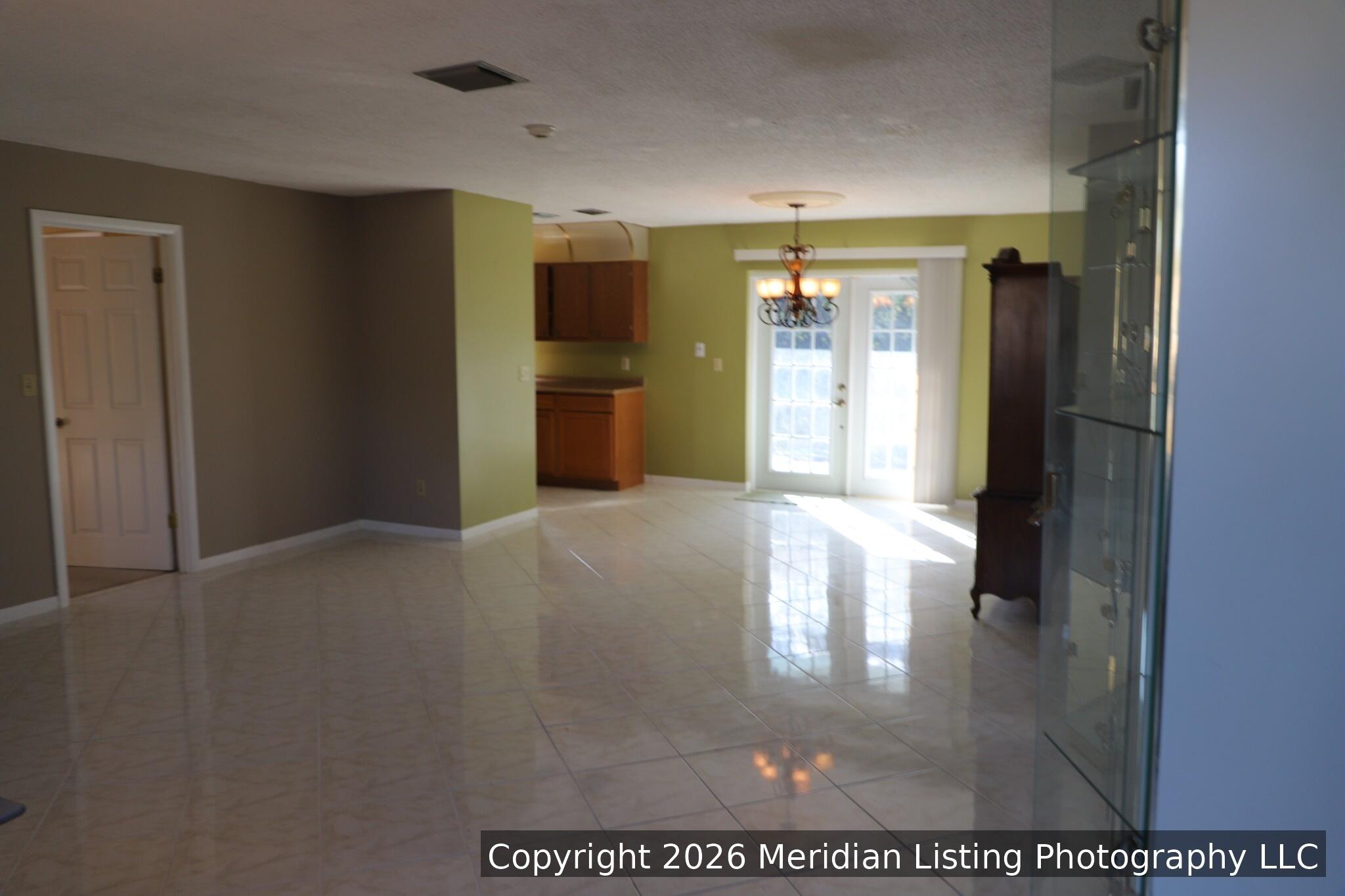 900 Southeast Lake Street Stuart, FL 34994 - Photo 18 of 33 IMG_0609_watermarked
