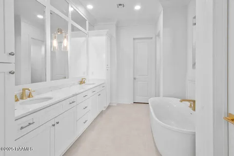 $489,450 | 406 Oceans Boulevard, Youngsville, LA 70592