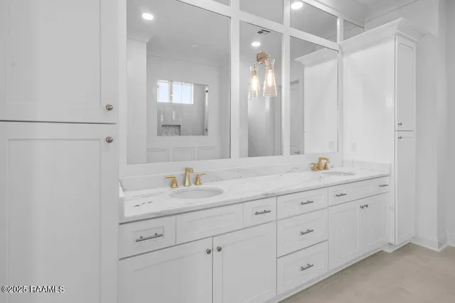 $489,450 | 406 Oceans Boulevard, Youngsville, LA 70592