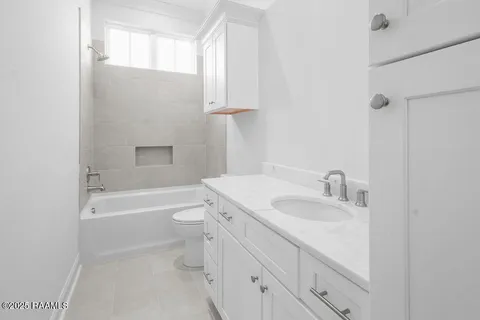 $489,450 | 406 Oceans Boulevard, Youngsville, LA 70592