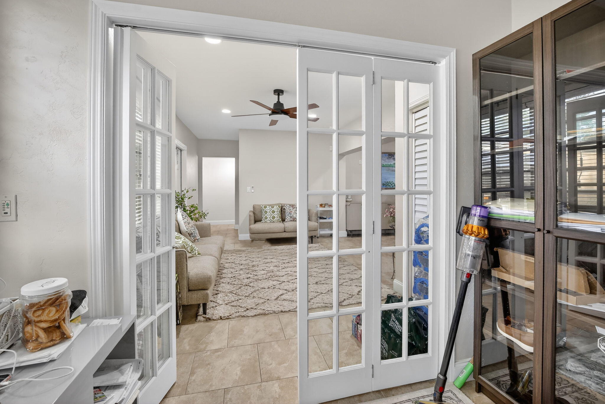 5507 McKinley Street Hollywood, FL 33021 - Photo 25 of 60 24-web-or-mls-_A7A9630