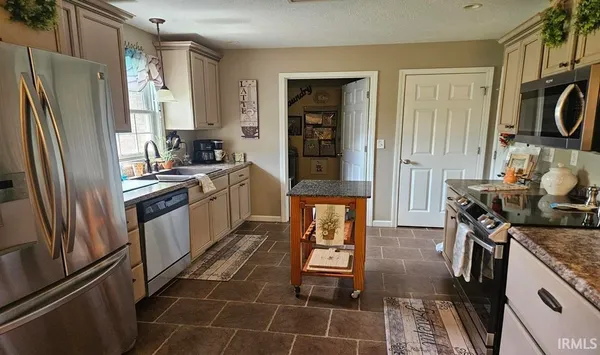 $335,000 | 2273 Makenna West, Frankfort, IN 46041